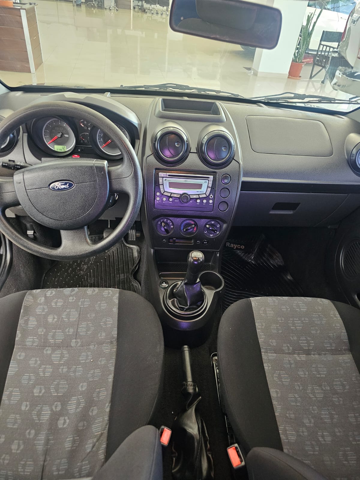 FORD - FIESTA AMBIENTE 1.6 - MANUAL - 2010
